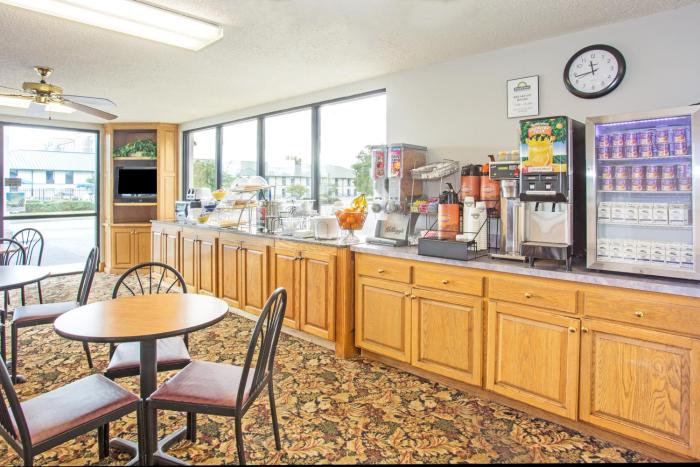 days inn by wyndham valdosta i 75