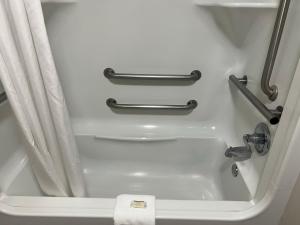 days inn by wyndham valdosta i 75