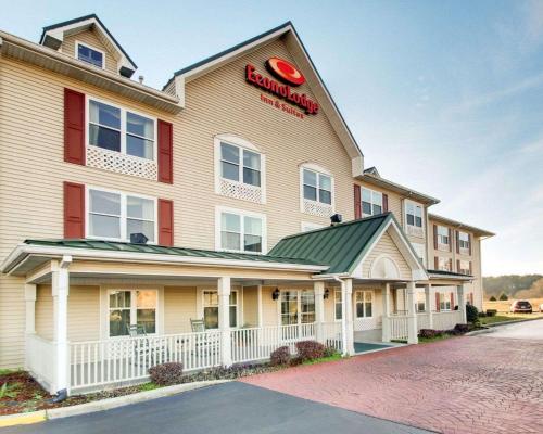 econo lodge and suites