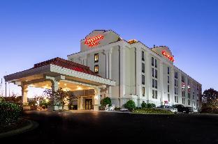 hampton inn winston salem hanes mall