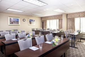 hampton inn winston salem hanes mall