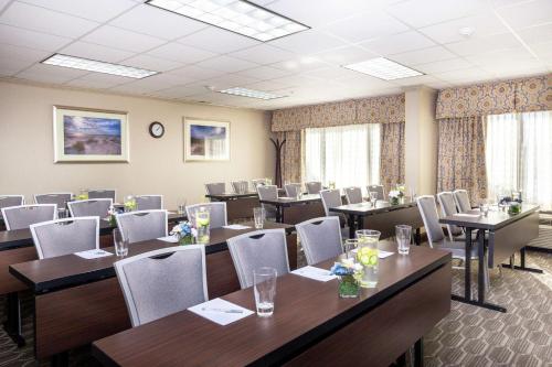 hampton inn winston salem hanes mall