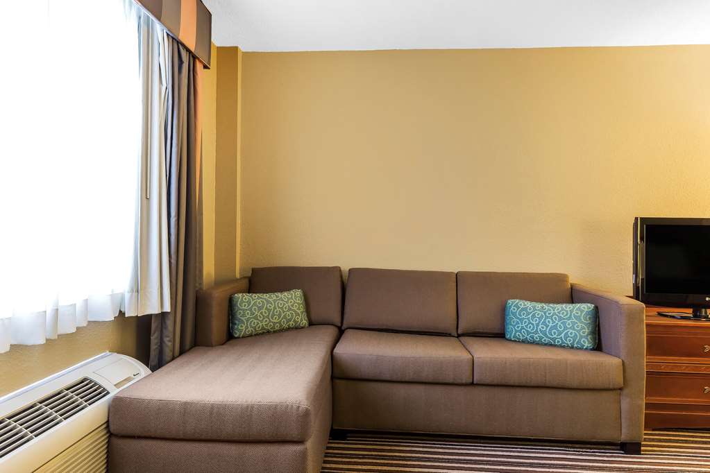 quality inn and suites columbia i 70