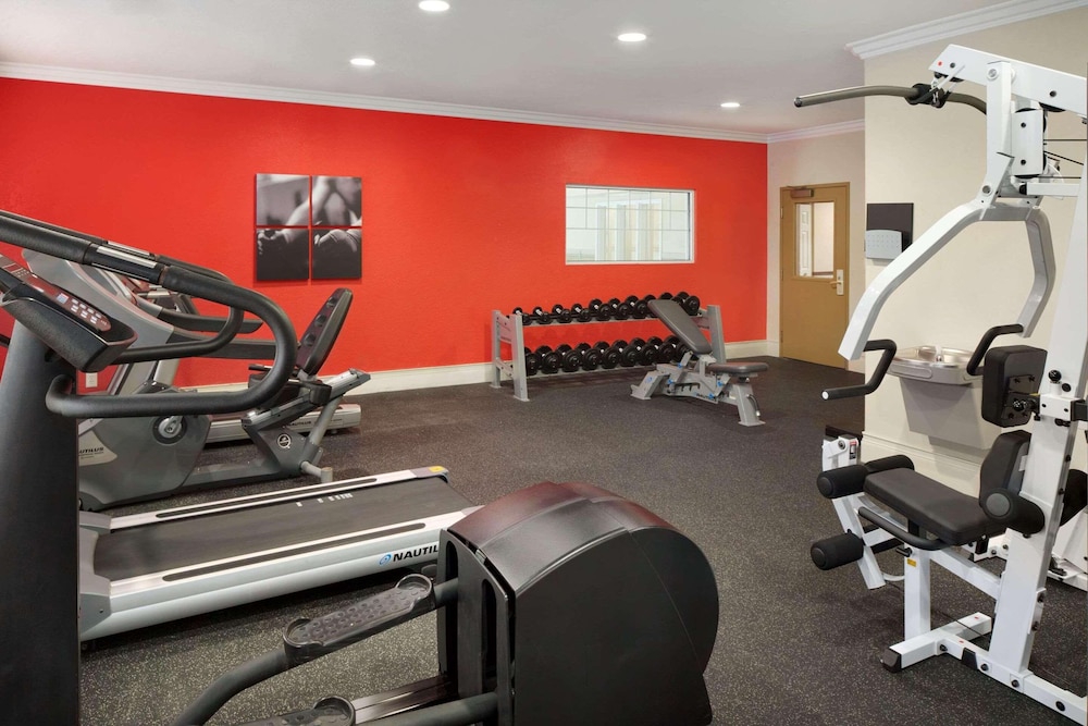 country inn and suites by radisson champaign north il