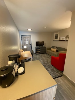 country inn and suites by radisson champaign north il