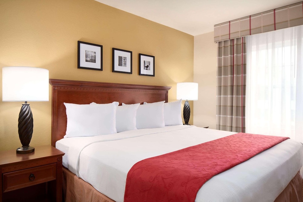 country inn and suites by radisson champaign north il