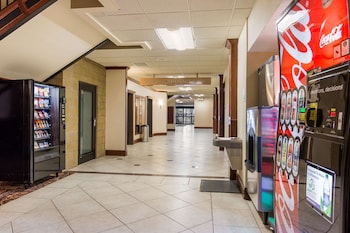 clarion hotel convention center