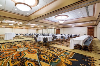 clarion hotel convention center