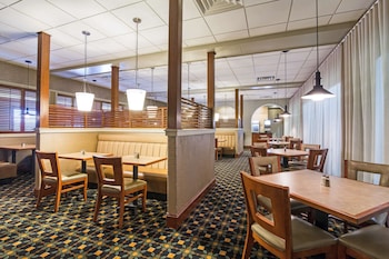 clarion hotel convention center