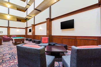 clarion hotel convention center