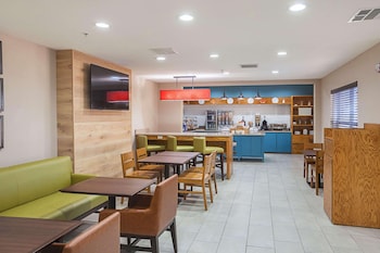 country inn and suites by radisson lewisville tx
