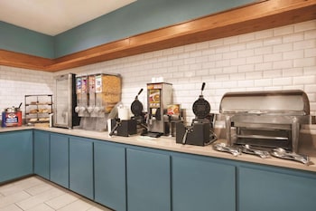 country inn and suites by radisson lewisville tx