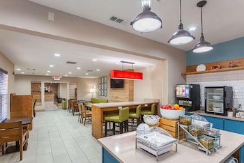 country inn and suites by radisson lewisville tx