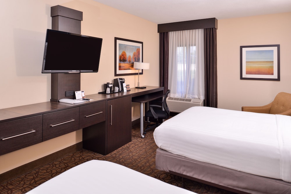 holiday inn express hotels and suites topeka west by ihg