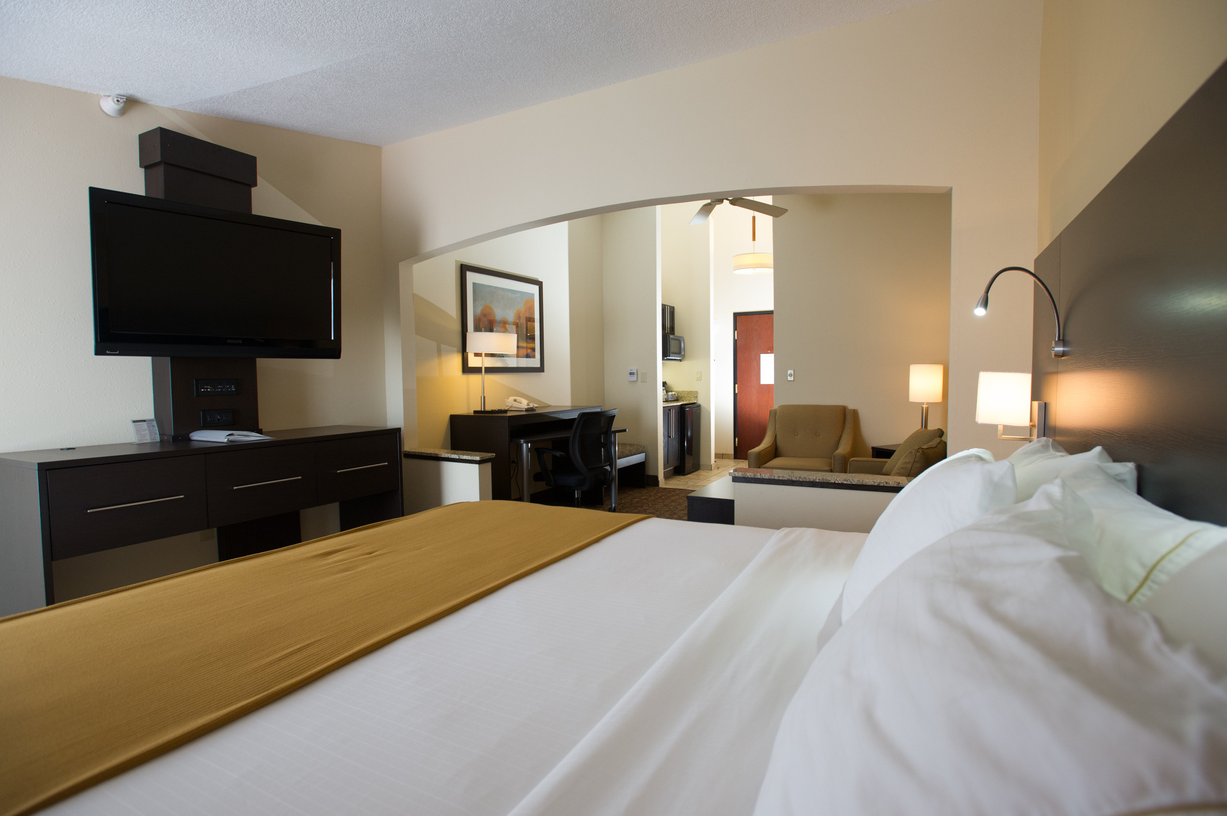 holiday inn express hotels and suites topeka west by ihg