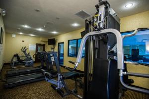 holiday inn express hotels and suites topeka west by ihg