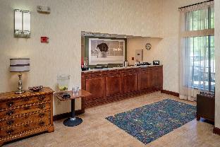 hampton inn and suites binghamton vestal