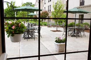 hampton inn and suites binghamton vestal