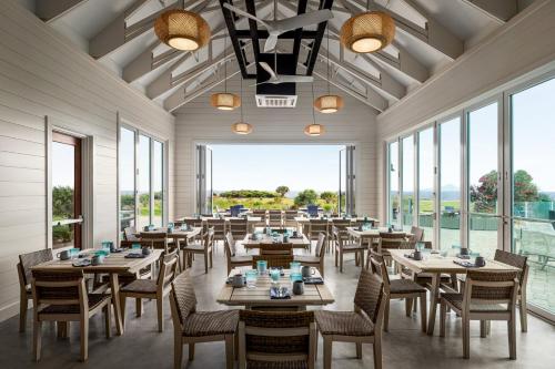 holiday inn resort jekyll island by ihg