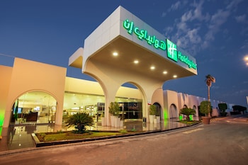 Holiday Inn Yanbu, An Ihg Hotel,In The City Center,4 star