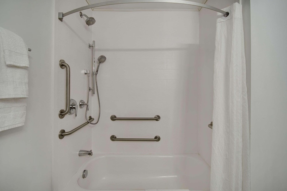 country inn and suites by radisson cincinnati airport ky