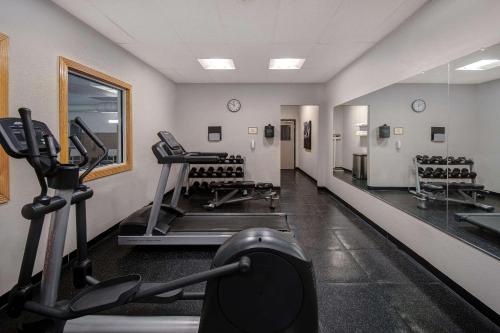 country inn and suites by radisson cincinnati airport ky