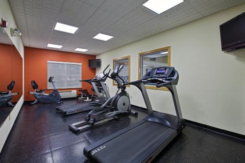 country inn and suites by radisson cincinnati airport ky