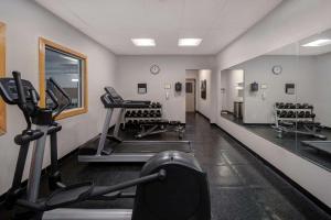 country inn and suites by radisson cincinnati airport ky