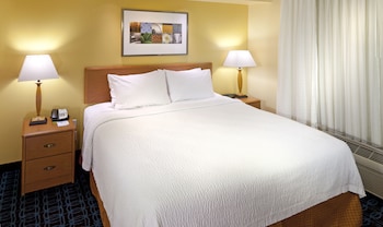 Fairfield Inn & Suites By Marriott Cincinnati Eastgate,Hamilton County>>Cincinnati,3 star