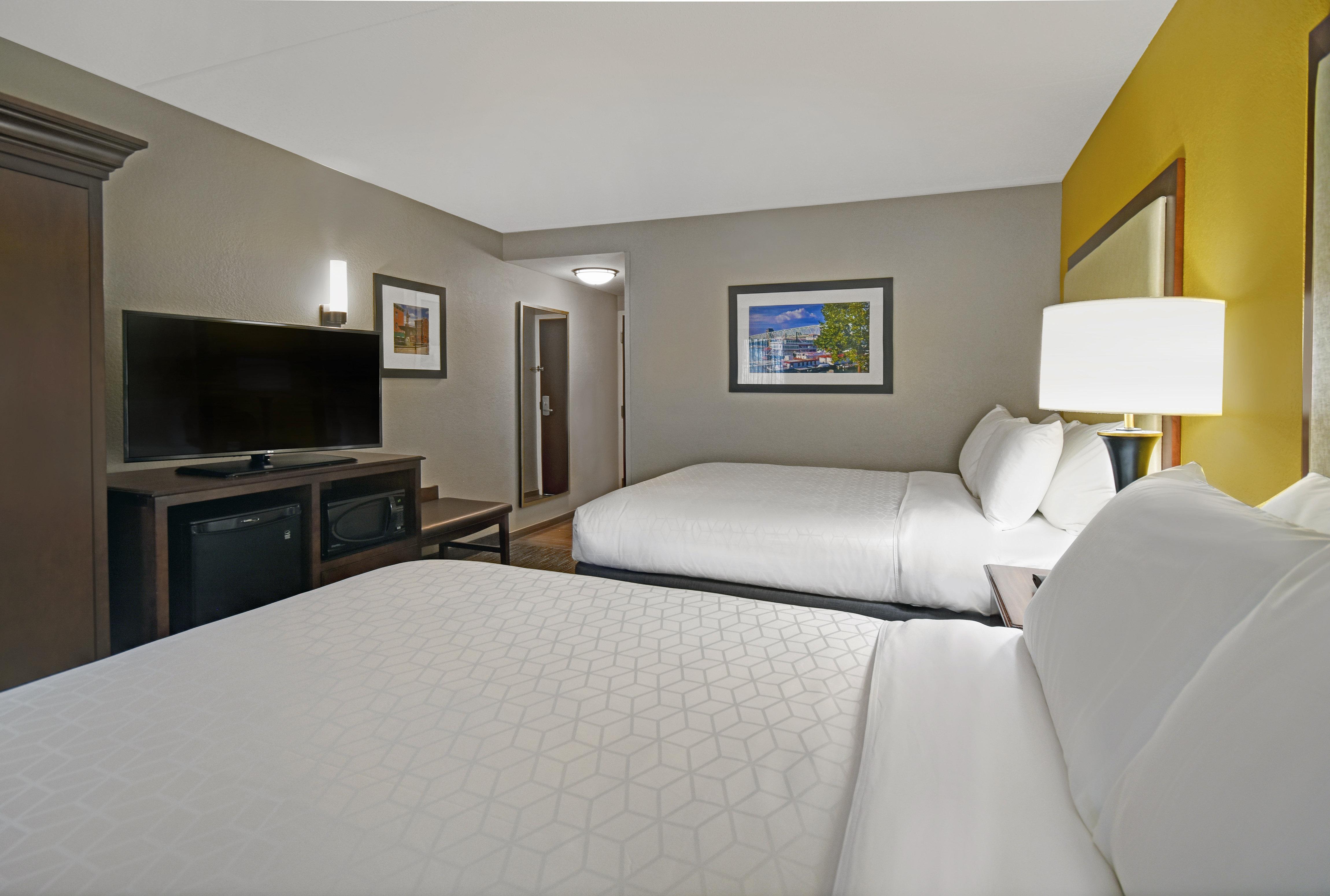 holiday inn express and suites cincinnati riverfront by ihg