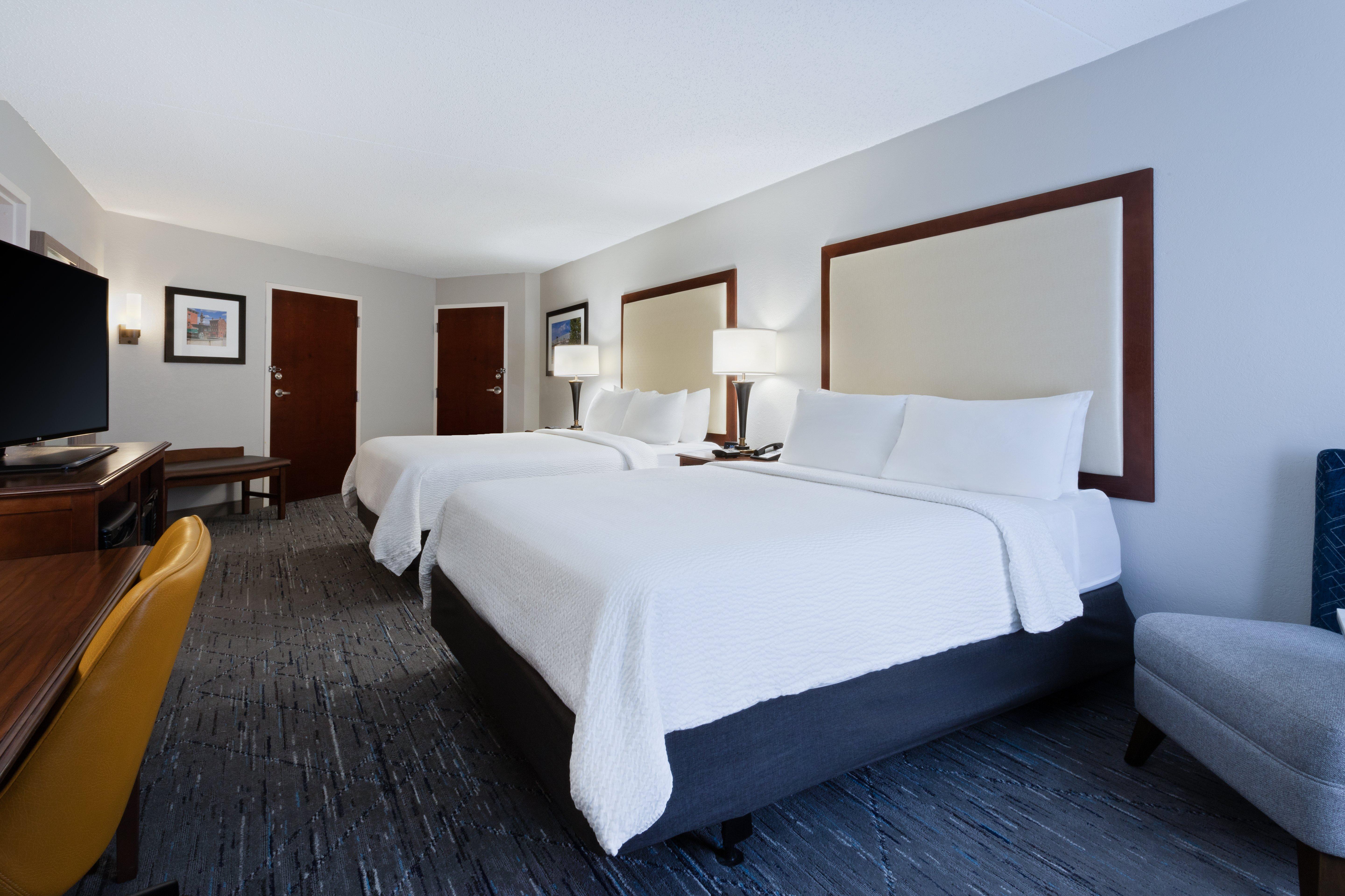 holiday inn express and suites cincinnati riverfront by ihg