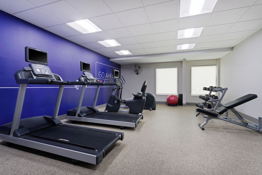 holiday inn express and suites cincinnati riverfront by ihg