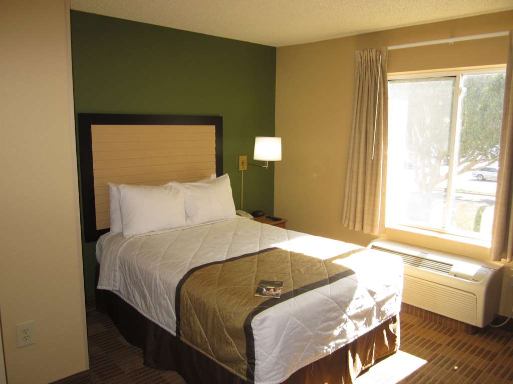 extended stay america suites cincinnati blue ash kenwood rd