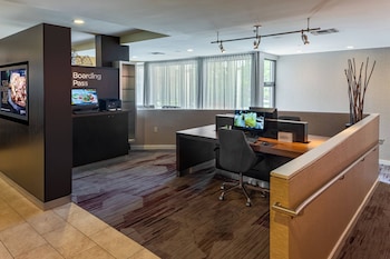 Courtyard By Marriott Cincinnati Blue Ash,Cincinnati>>Blue Ash,3 star