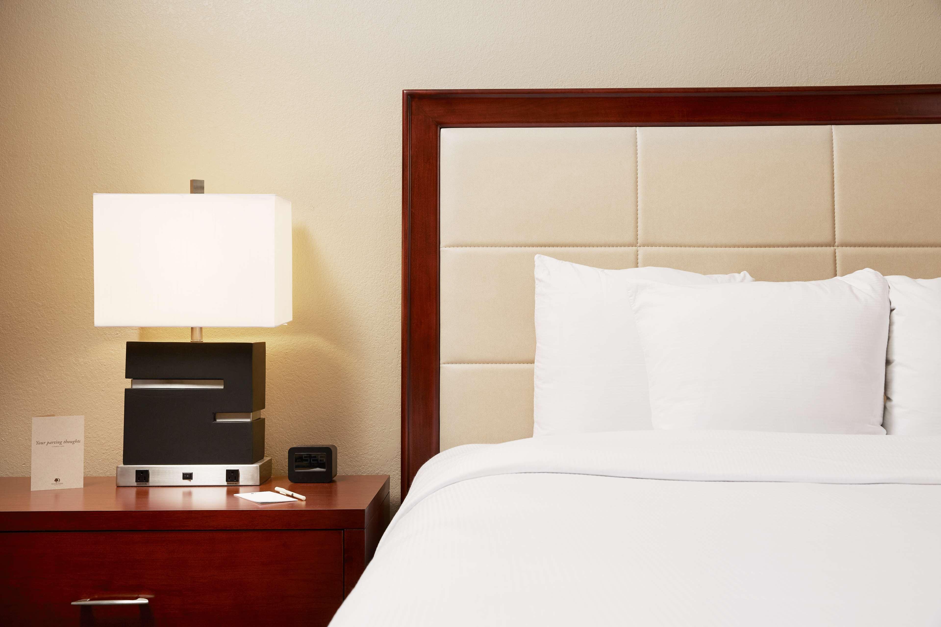 doubletree suites by hilton hotel cincinnati blue ash