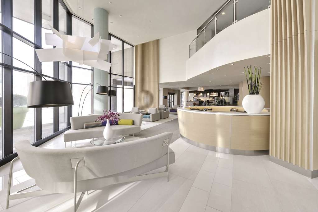 radisson blu toronto downtown