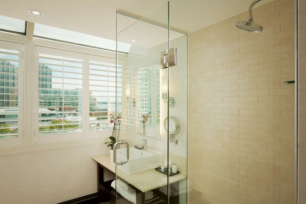 radisson blu toronto downtown