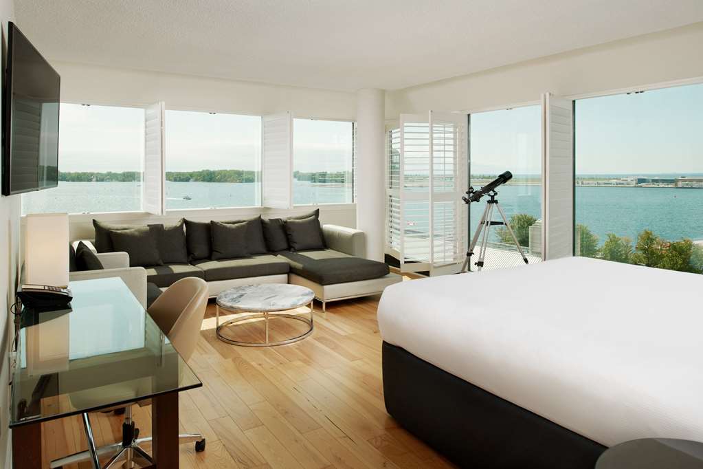 radisson blu toronto downtown