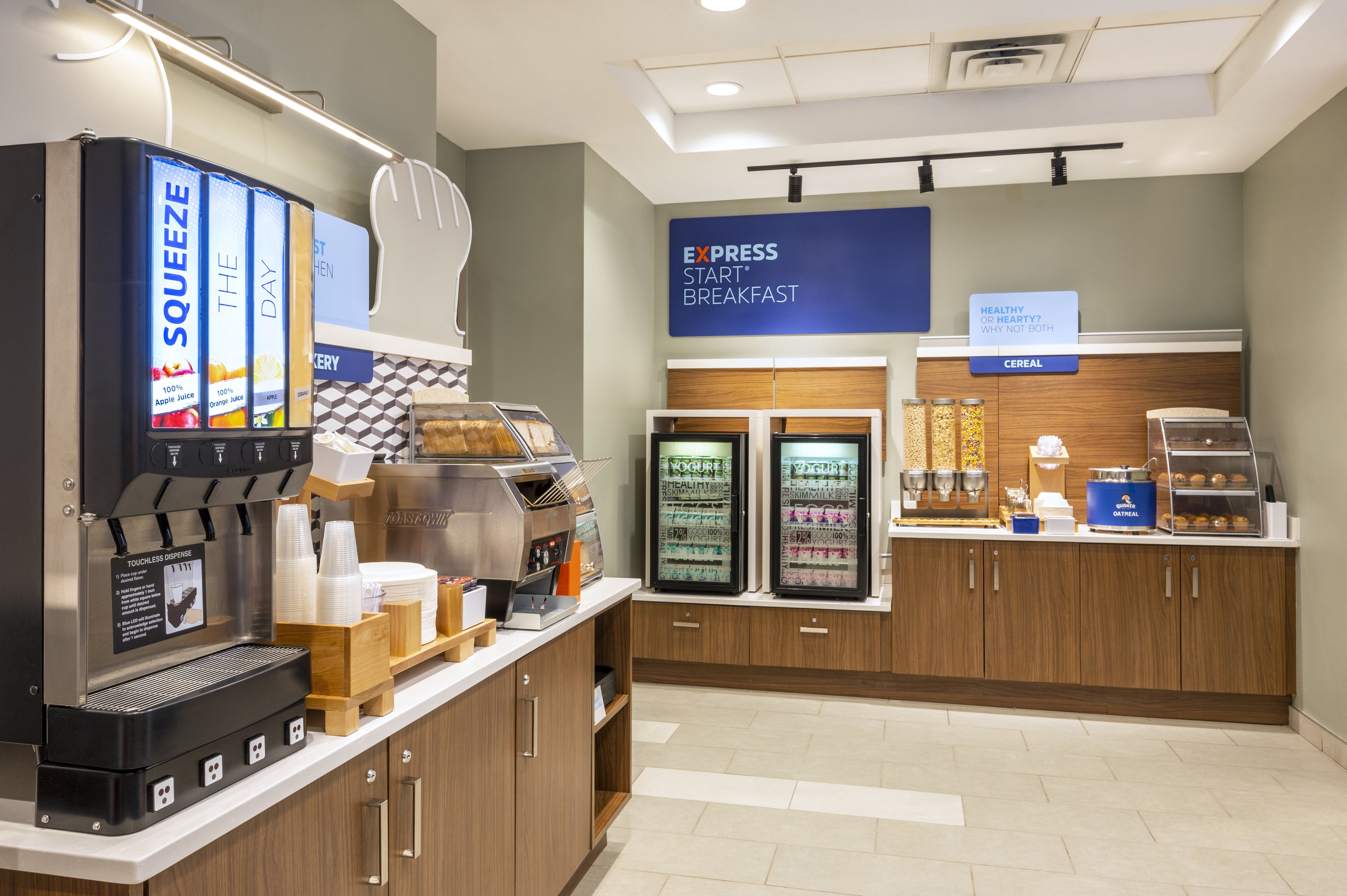 holiday inn express toronto downtown by ihg