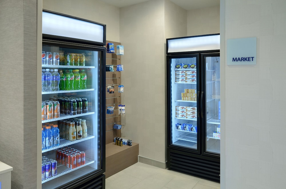 holiday inn express toronto downtown by ihg