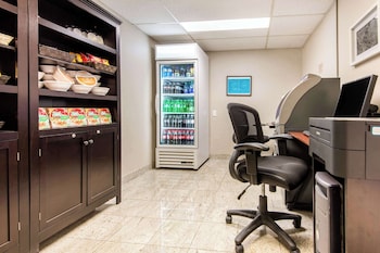 quality inn and suites toronto west
