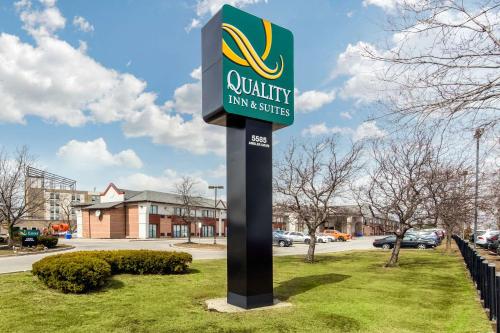 Quality Inn & Suites - Toronto West,Toronto>>Mississauga,3 star