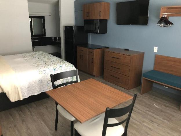 hometowne studios san antonio e frost bank center