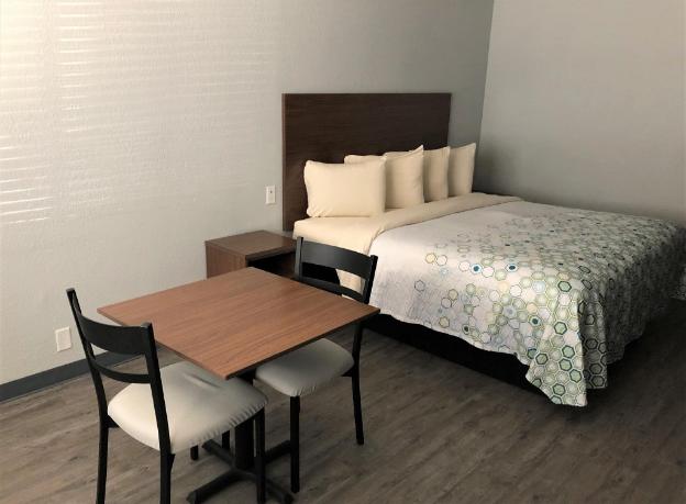 hometowne studios san antonio e frost bank center