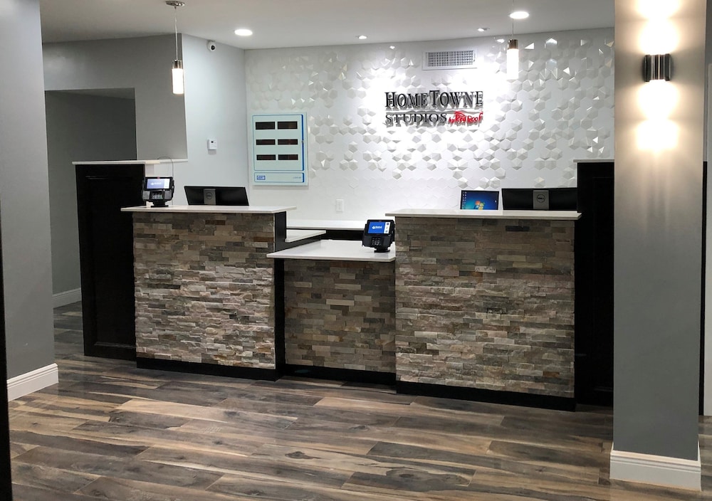 hometowne studios san antonio e frost bank center