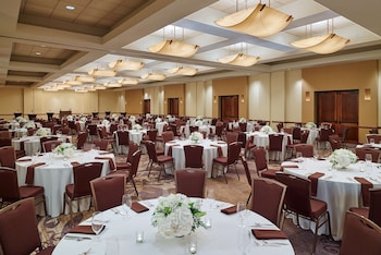 doubletree by hilton san antonio airport