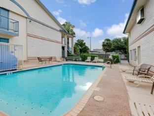 days inn by wyndham san antonio southeast frost bank center