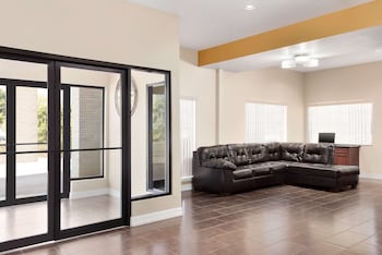 days inn by wyndham san antonio near fiesta park