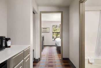 days inn by wyndham san antonio near fiesta park