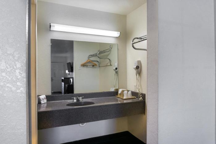 oyo inn and suites medical center san antonio